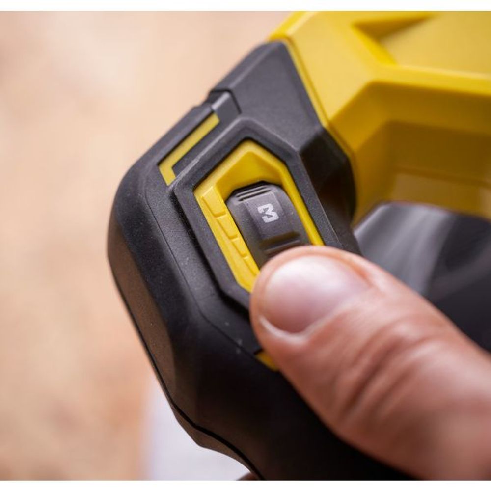 Stanley Fatmax poleringsmaskin SFMCE100B-XJ