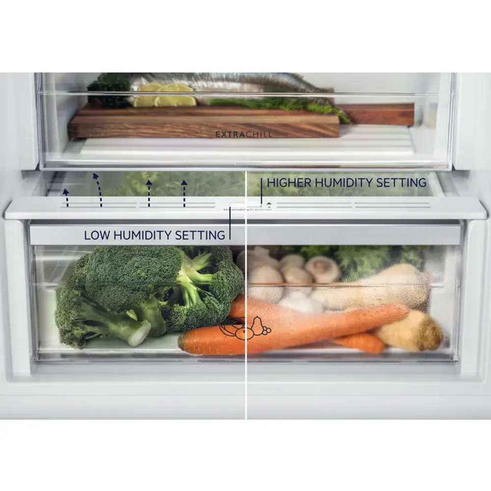 Electrolux kombiskap integrert Hvit LNS5LE18S