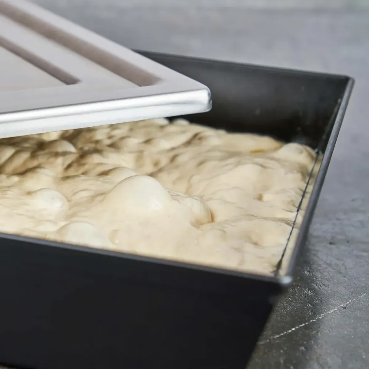 Ooni Detroit style pizzapanne medium UU-P19700