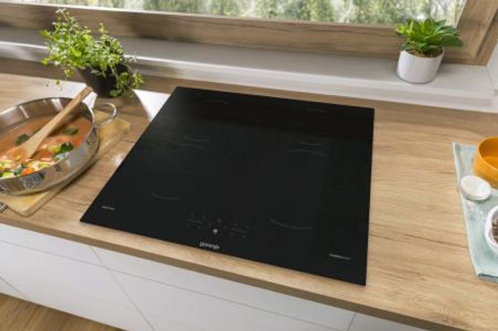 Gorenje keramisk topp i svart GI6401BSC