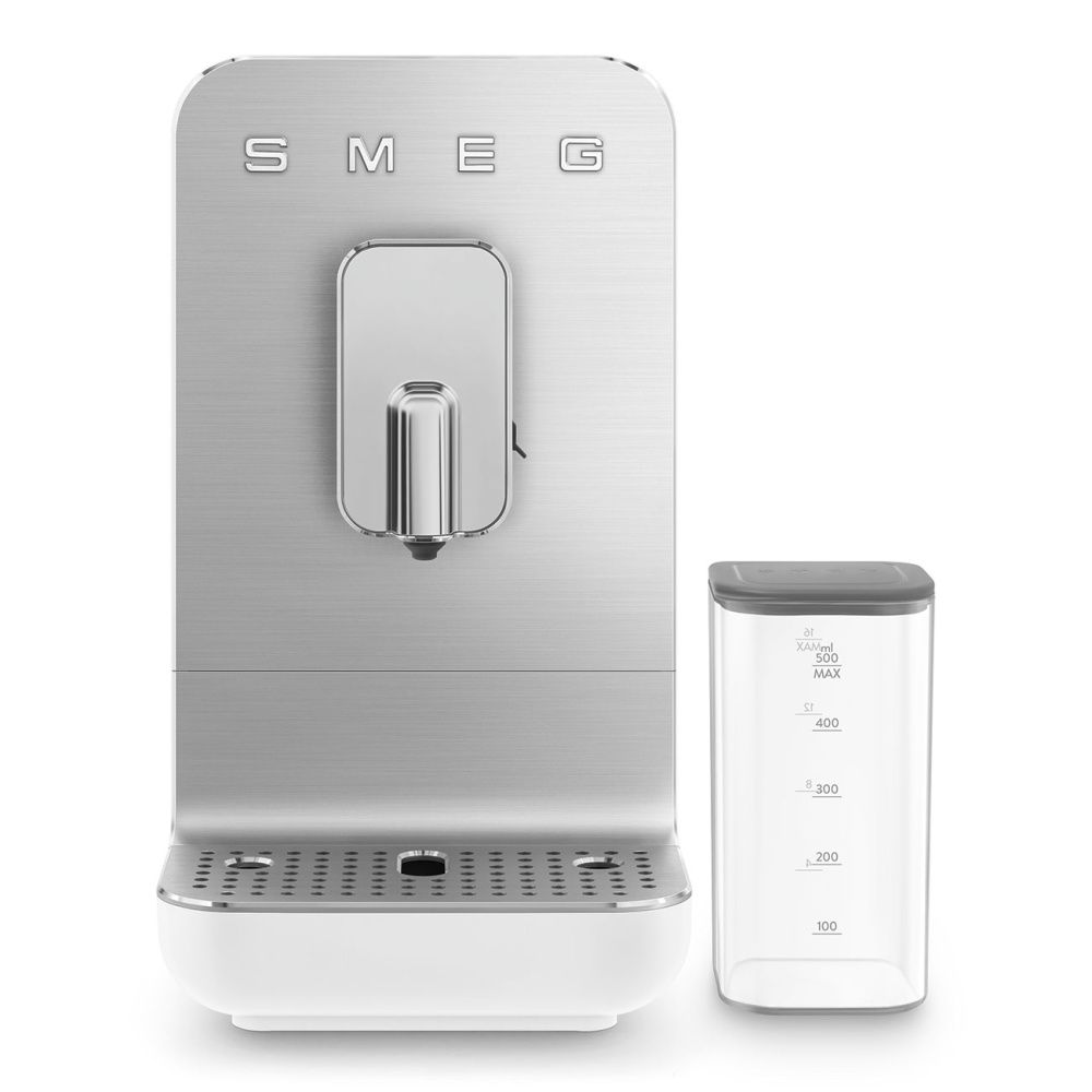 Smeg helautomatisk espressomaskin - Hvit, Matt BCC13WHMEU